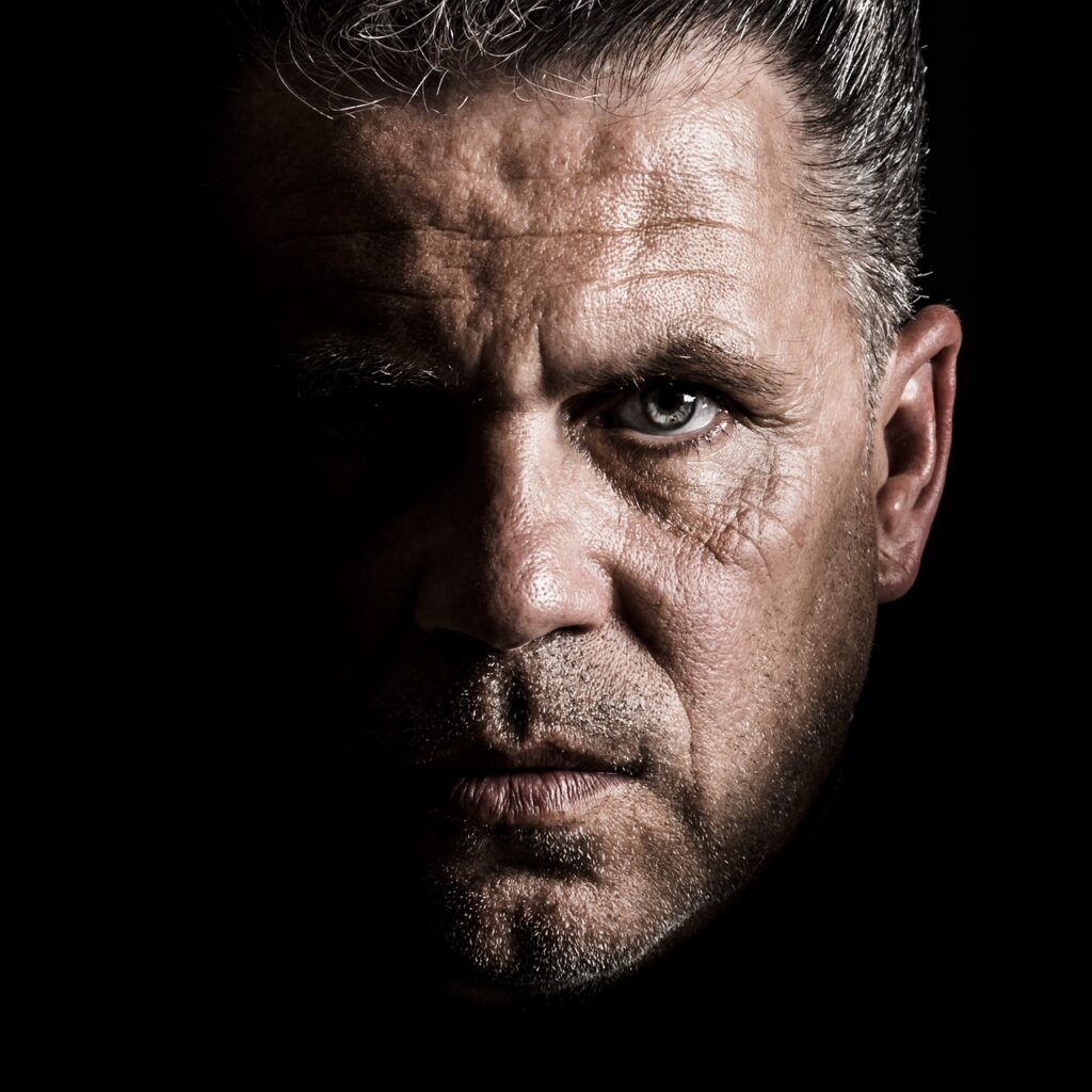 顔のたるみに効くスキンケア成分はどれを選ぶべき？