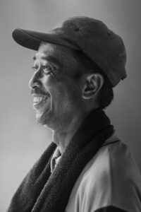 40代の顔のたるみの原因はホルモンによるものなのか？