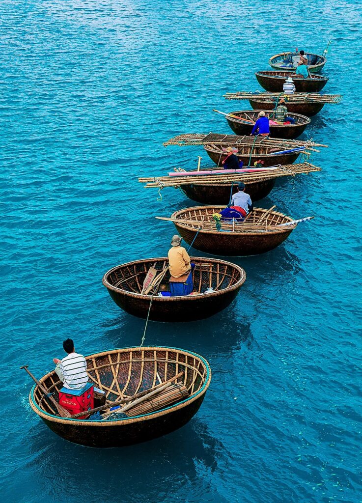 口元のたるみを解消するための美容液はどれが効果的？